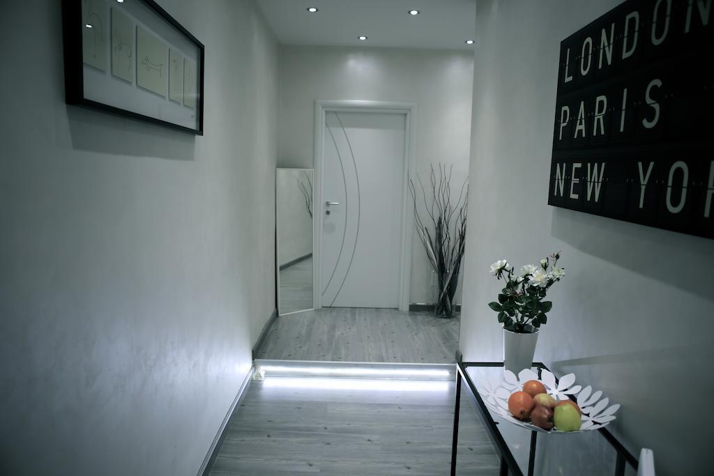 Arts & Rooms Rome Bagian luar foto